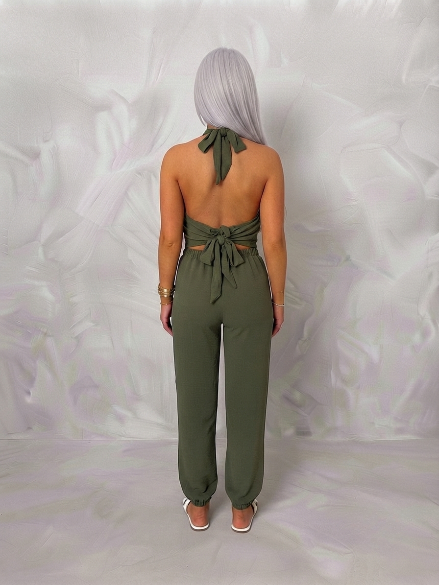 AUDREY IN KHAKI