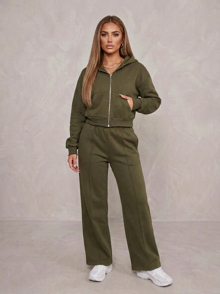 CHARLOTTE IN OLIVE