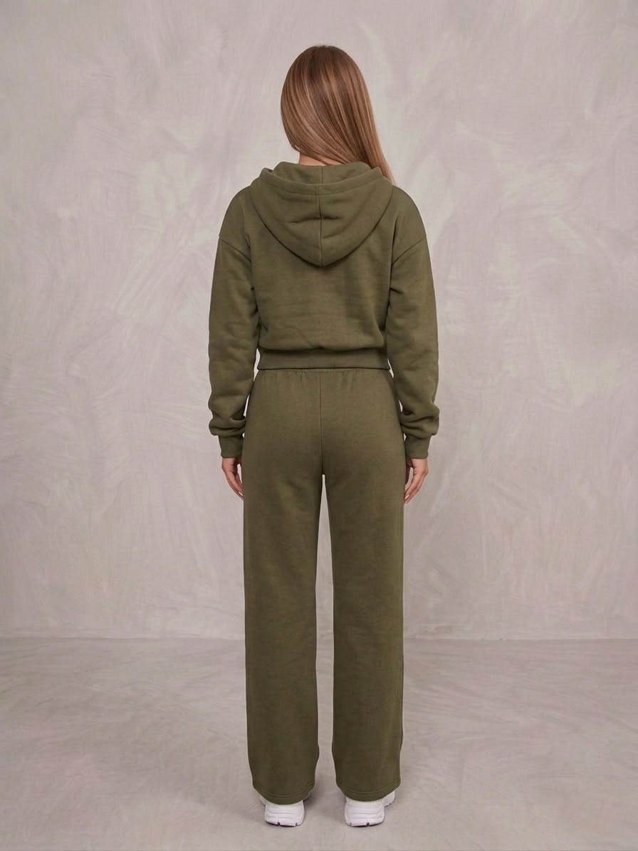 CHARLOTTE IN OLIVE