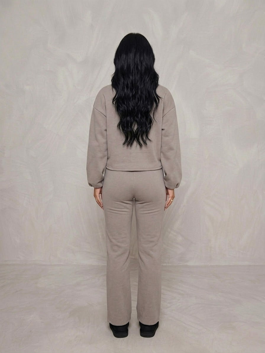 PRESLEY IN TAUPE