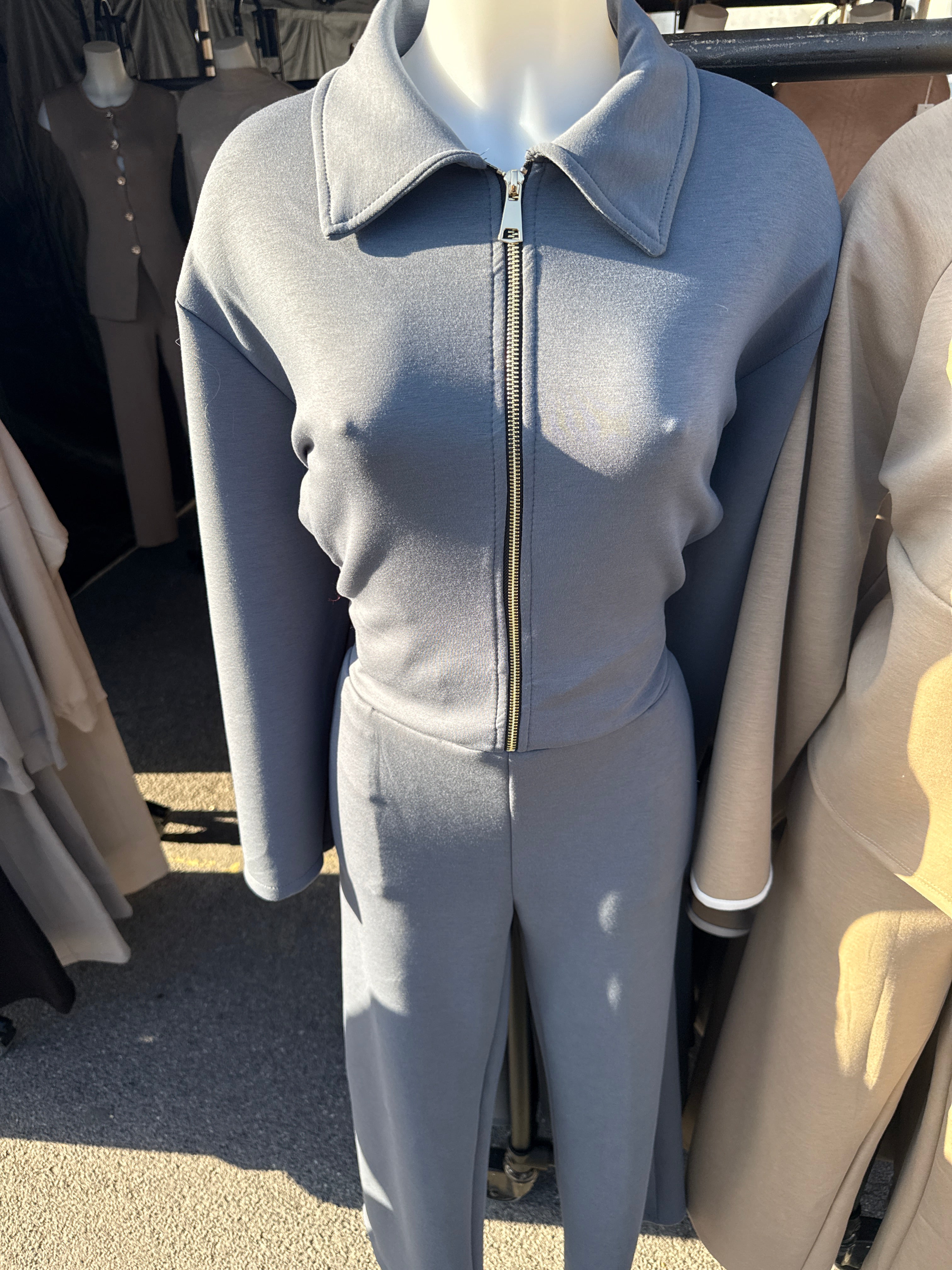 THE HALLIE SET IN BLACK